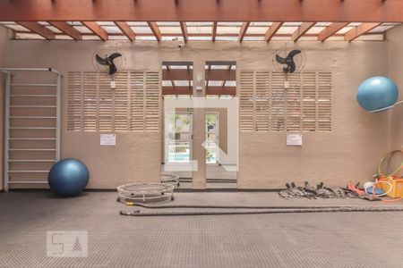 Apartamento à venda com 74m², 3 quartos e 1 vagaÁrea comum - Academia