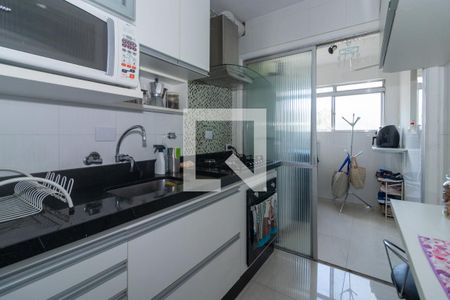 Apartamento à venda com 64m², 3 quartos e 2 vagasCozinha