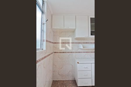 Apartamento à venda com 43m², 2 quartos e 1 vaga Apartamento à venda com 43m², 2 quartos e 1 vagaÁrea de Serviço
