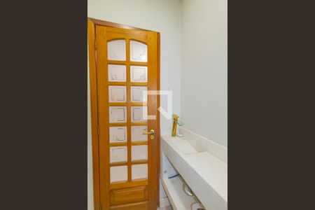 Casa à venda com 150m², 3 quartos e 1 vaga Casa à venda com 150m², 3 quartos e 1 vagaLavabo