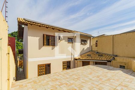 Casa à venda com 150m², 3 quartos e 1 vaga Casa à venda com 150m², 3 quartos e 1 vagaFachada Posterior