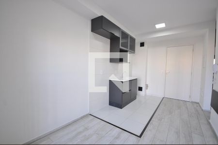 Sala/Cozinha de apartamento para alugar com 1 quarto, 29m² em Vila Mazzei, São Paulo