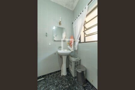 Casa à venda com 96m², 2 quartos e sem vaga Casa à venda com 96m², 2 quartos e sem vagaBanheiro