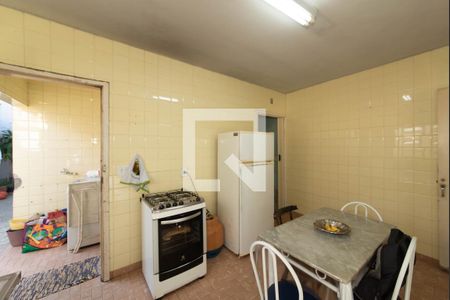 Casa à venda com 96m², 2 quartos e sem vaga Casa à venda com 96m², 2 quartos e sem vagaCozinha