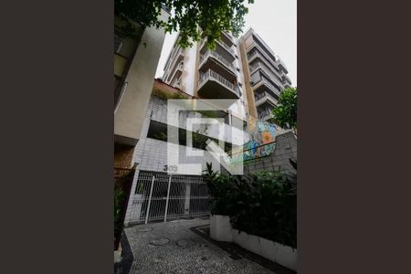 Apartamento à venda com 56m², 1 quarto e 1 vaga Apartamento à venda com 56m², 1 quarto e 1 vagaFachada