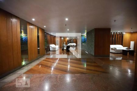 Apartamento à venda com 56m², 1 quarto e 1 vaga Apartamento à venda com 56m², 1 quarto e 1 vagaHall