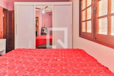 Casa à venda com 650m², 3 quartos e 4 vagas Casa à venda com 650m², 3 quartos e 4 vagasQuarto 1