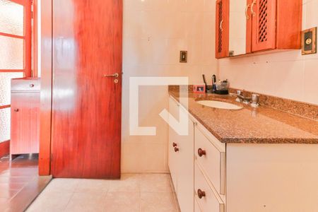 Casa à venda com 650m², 3 quartos e 4 vagas Casa à venda com 650m², 3 quartos e 4 vagasBanheiro Quarto 3 Suite