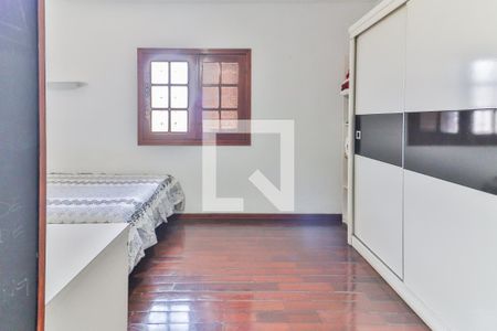Casa à venda com 650m², 3 quartos e 4 vagas Casa à venda com 650m², 3 quartos e 4 vagasQuarto 2