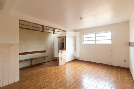 Sala de casa para alugar com 2 quartos, 70m² em Itaquera, São Paulo