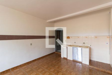 Sala de casa para alugar com 2 quartos, 70m² em Itaquera, São Paulo