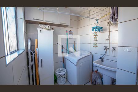 Apartamento à venda com 64m², 2 quartos e 1 vaga Apartamento à venda com 64m², 2 quartos e 1 vagaÁrea de Serviço