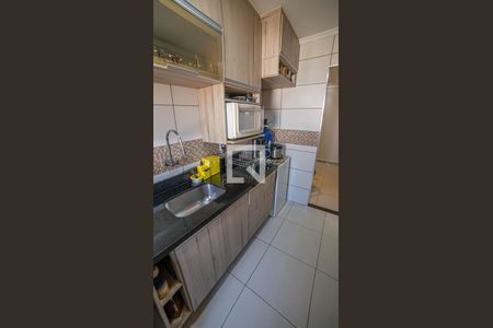 Apartamento à venda com 64m², 2 quartos e 1 vaga Apartamento à venda com 64m², 2 quartos e 1 vagaCozinha