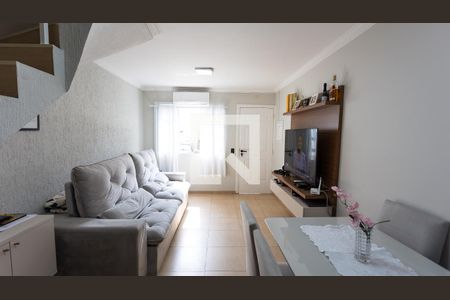 Sala de casa de condomínio para alugar com 3 quartos, 124m² em Parque Munhoz, São Paulo