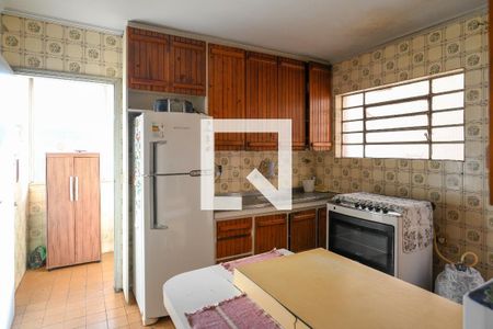 Casa à venda com 173m², 4 quartos e 2 vagas Casa à venda com 173m², 4 quartos e 2 vagasCozinha