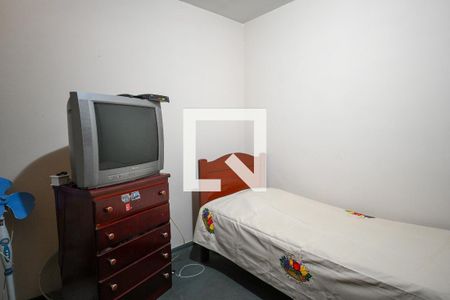 Casa à venda com 173m², 4 quartos e 2 vagas Casa à venda com 173m², 4 quartos e 2 vagasQuarto