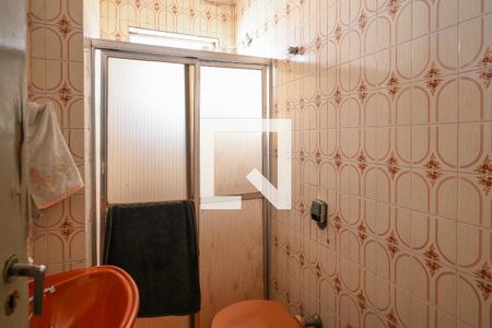Casa à venda com 173m², 4 quartos e 2 vagas Casa à venda com 173m², 4 quartos e 2 vagasBanheiro