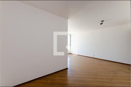 Sala de apartamento para alugar com 3 quartos, 120m² em Ingá, Niterói