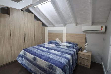 Casa de condomínio à venda com 156m², 3 quartos e 2 vagasSuíte 2