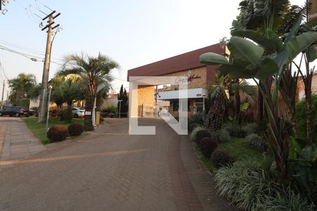 Casa de condomínio à venda com 156m², 3 quartos e 2 vagasFachada e portaria