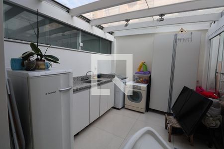 Casa de condomínio à venda com 156m², 3 quartos e 2 vagasÁrea de Serviço