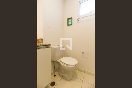 Apartamento para alugar com 190m², 3 quartos e 2 vagas Apartamento para alugar com 190m², 3 quartos e 2 vagasBanheiro da Suíte 2