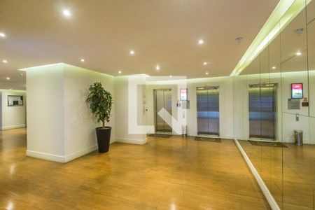 Apartamento à venda com 190m², 3 quartos e 2 vagasHall social