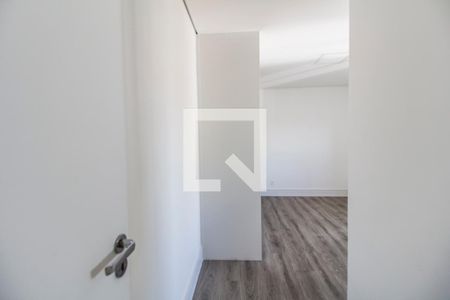 Apartamento para alugar com 190m², 3 quartos e 2 vagas Apartamento para alugar com 190m², 3 quartos e 2 vagasSuíte 2