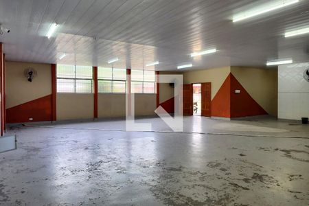 Apartamento à venda com 72m², 2 quartos e 1 vaga Apartamento à venda com 72m², 2 quartos e 1 vagaÁrea comum - Salão de festas