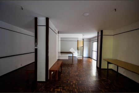 Apartamento à venda com 320m², 4 quartos e 3 vagasÁrea comum - Salão de festas