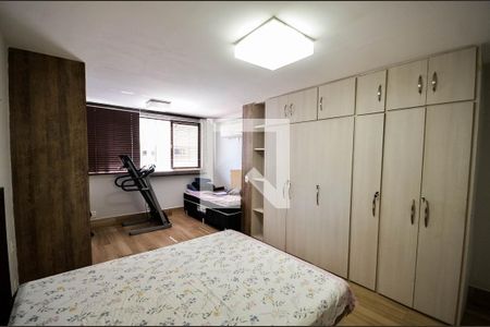 Apartamento à venda com 320m², 4 quartos e 3 vagasSuíte 2