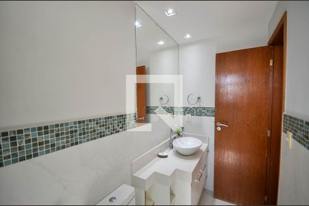 Apartamento à venda com 320m², 4 quartos e 3 vagasBanheiro da Suíte 1