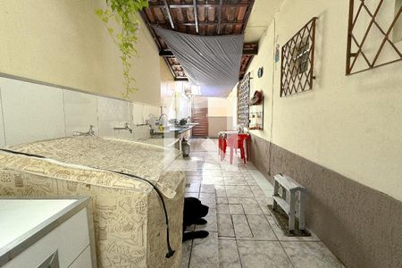 Casa à venda com 240m², 3 quartos e 4 vagas Casa à venda com 240m², 3 quartos e 4 vagasÁrea de Serviço