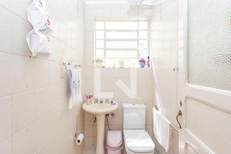 Casa à venda com 210m², 4 quartos e 4 vagas