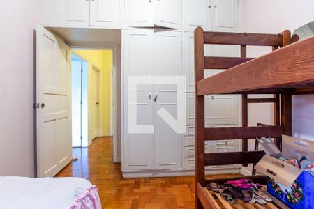 Casa à venda com 210m², 4 quartos e 4 vagas