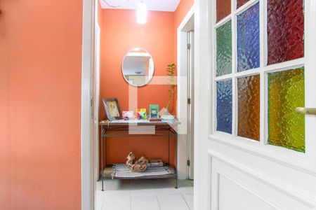 Casa à venda com 210m², 4 quartos e 4 vagas