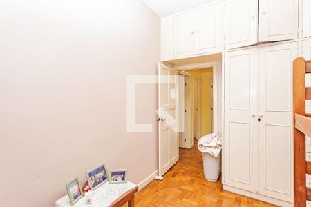 Casa à venda com 210m², 4 quartos e 4 vagas