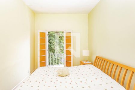 Casa à venda com 210m², 4 quartos e 4 vagas