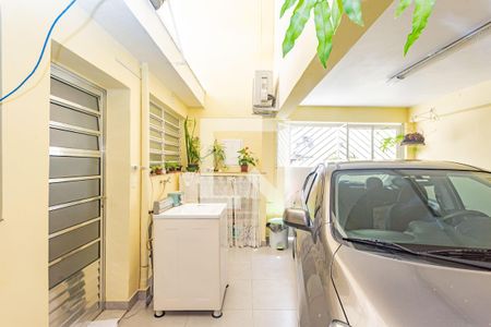 Casa à venda com 210m², 4 quartos e 4 vagas