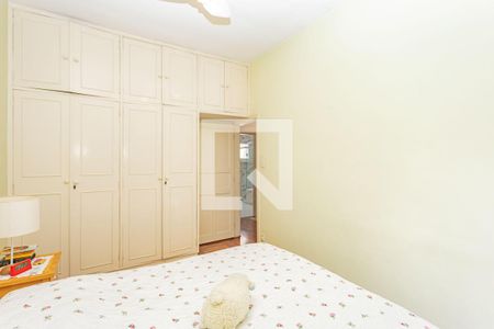 Casa à venda com 210m², 4 quartos e 4 vagas