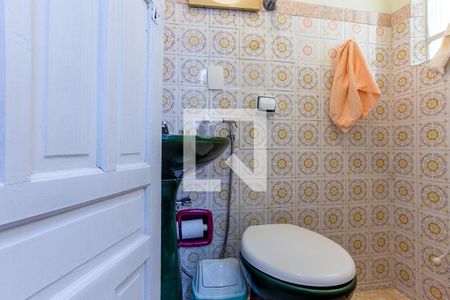 Casa à venda com 210m², 4 quartos e 4 vagas