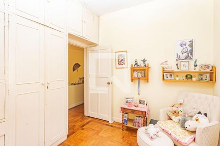 Casa à venda com 210m², 4 quartos e 4 vagas