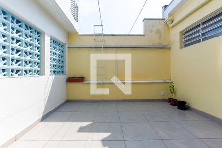 Casa à venda com 210m², 4 quartos e 4 vagas