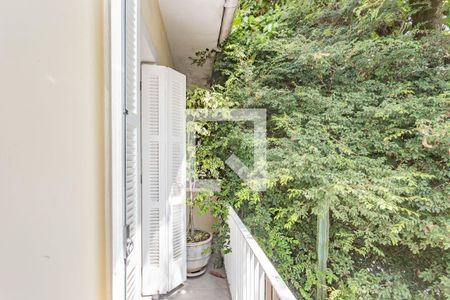 Casa à venda com 210m², 4 quartos e 4 vagas