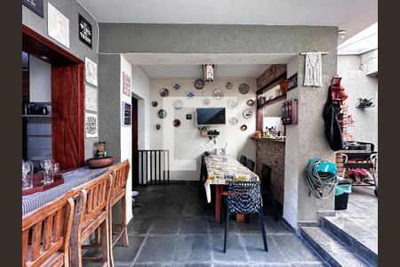 Casa à venda com 155m², 3 quartos e 2 vagasQuintal