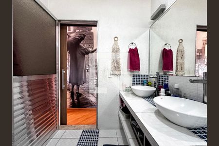 Casa à venda com 155m², 3 quartos e 2 vagasBanheiro Suíte