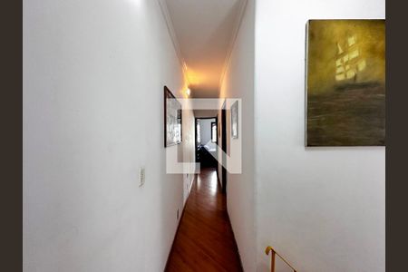 Casa à venda com 155m², 3 quartos e 2 vagasCorredor Quartos