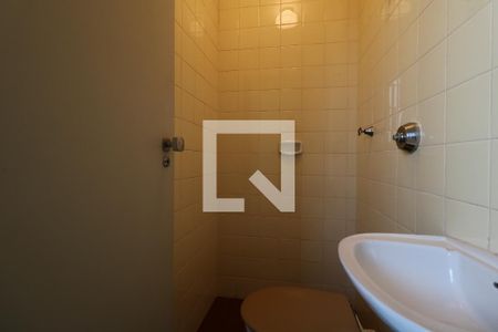 Apartamento para alugar com 181m², 3 quartos e 2 vagasBanheiro de Serviço