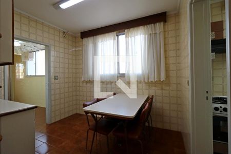 Apartamento para alugar com 181m², 3 quartos e 2 vagasCopa