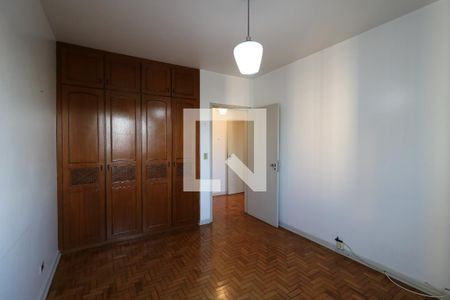 Apartamento para alugar com 181m², 3 quartos e 2 vagasQuarto 2